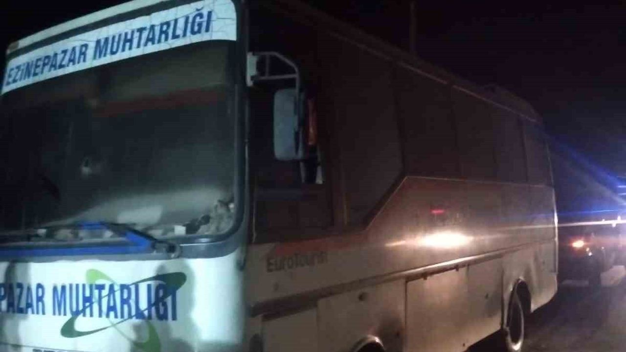 Amasya'da midibüste yangın muhtar ve vatandaş müdahalesiyle söndürüldü