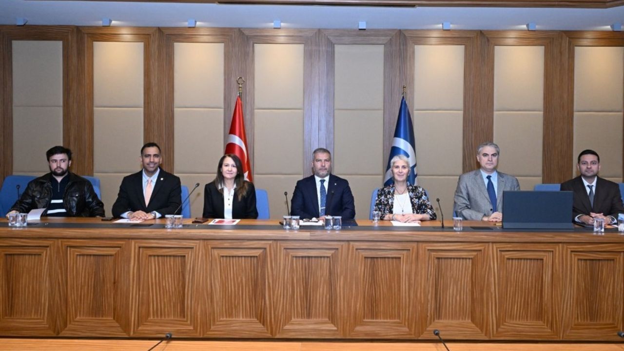 Anadolu Üniversitesi ile AIOA arasında akademik iş birliği mutabakatı