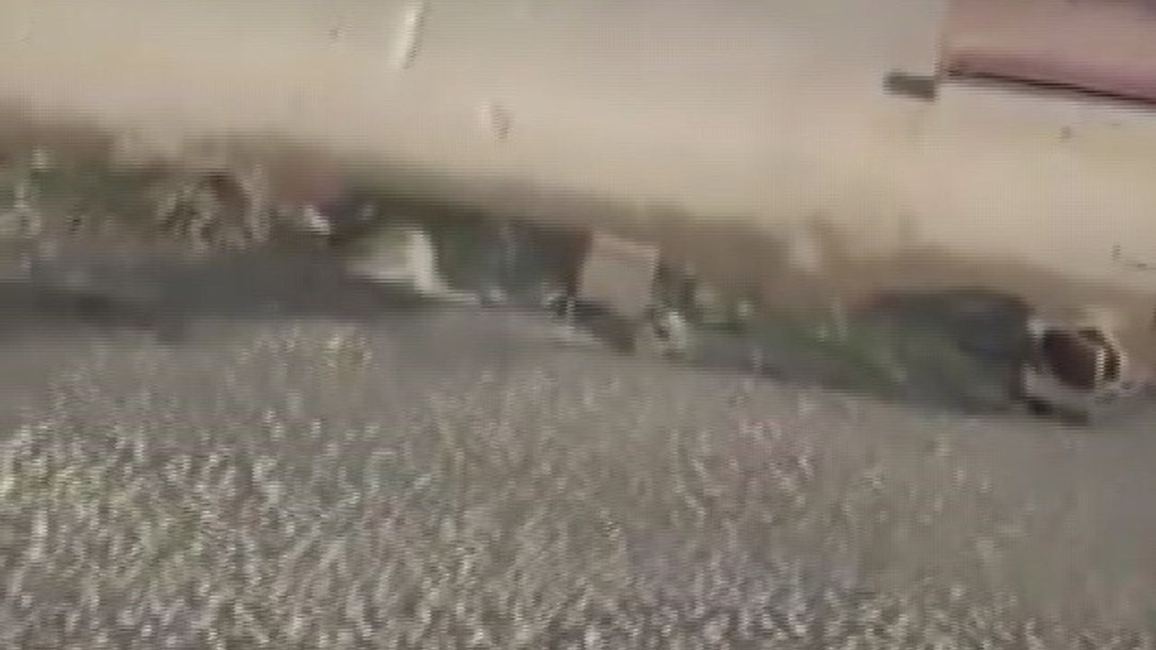 Antakya'da mikser yola beton döktü; sürücü 'Benim firmam zengin, cezamızı öderiz' dedi