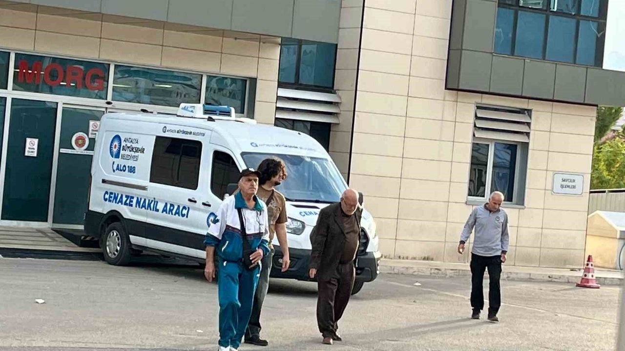 Antalya'da denizde bulunan kız çocuğunun kimliği: Asmin A.K.