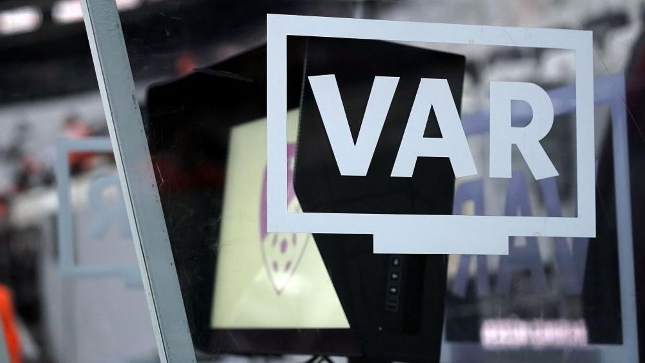 Antalyaspor - Beşiktaş maçında VAR görevi Alper Çetin'e verildi