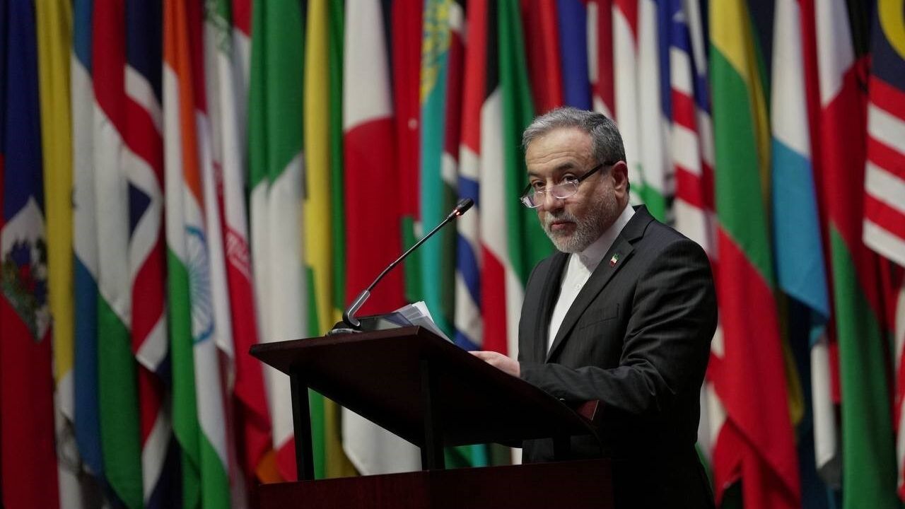 Arakçi: İsrail saldırıları kimyasal ve radyoaktif riskleri artırdı