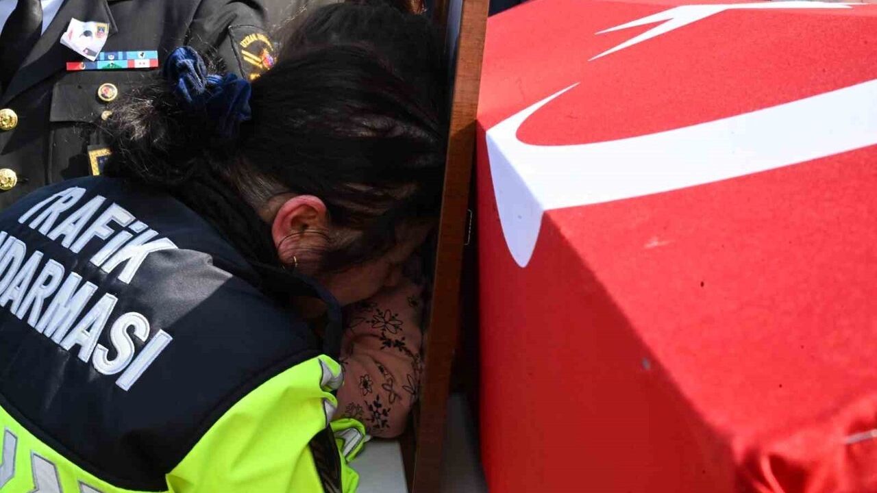 Astsubay Mustafa Yılmaz Salihli’de Son Yolculuğuna Uğurlandı