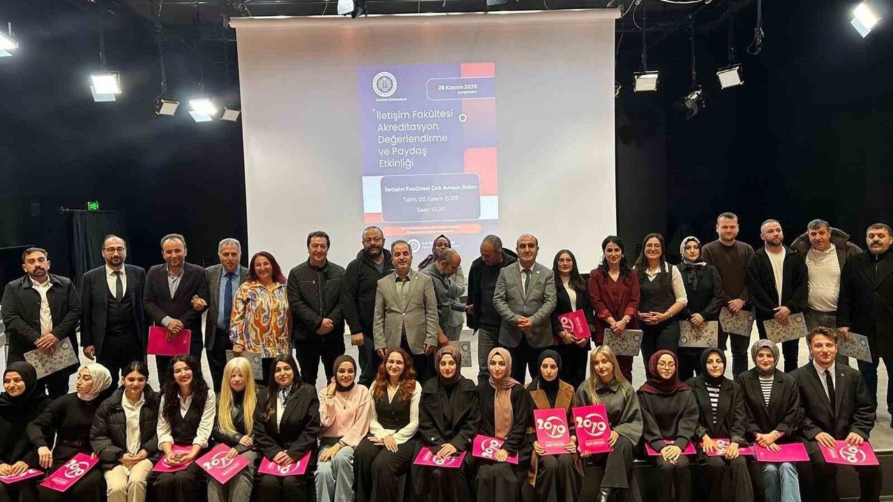Atatürk Üniversitesi İletişim Fakültesi'nde akreditasyon değerlendirme ve paydaş etkinliği