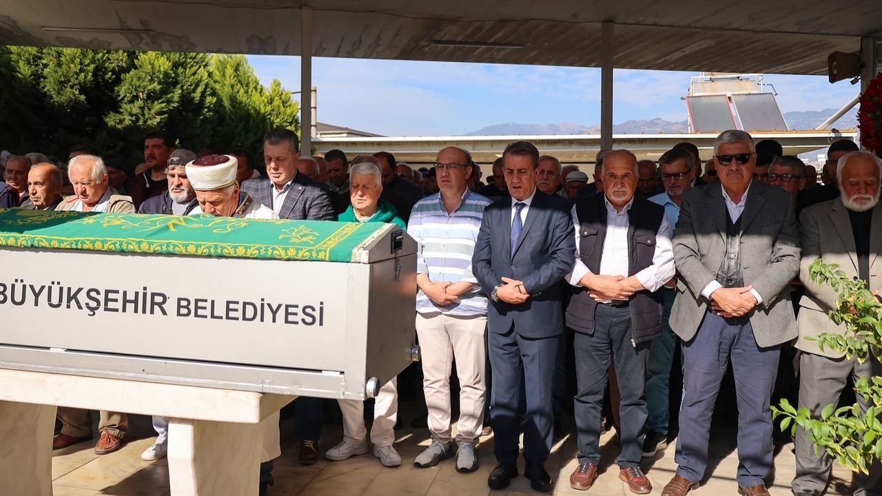 Aydın'da Eski Başkan Salih Vural Son Yolculuğuna Uğurlandı