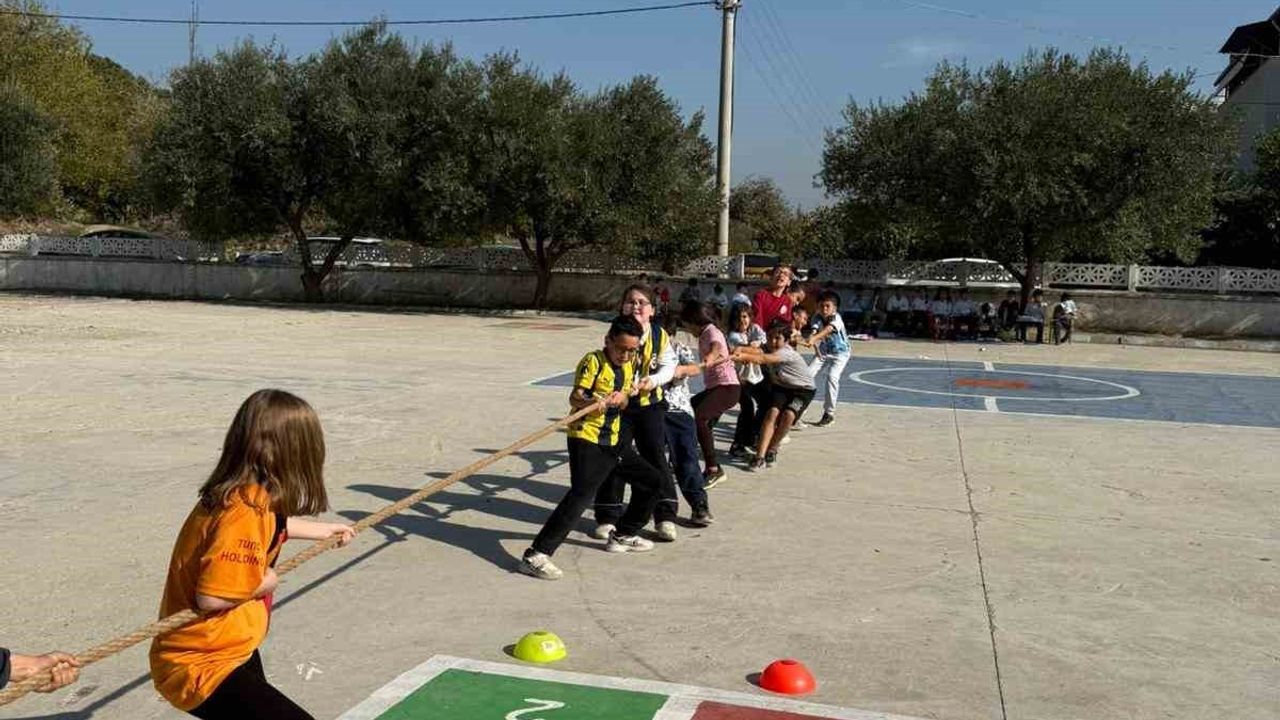 Aydın'da İlkokul Spor Eğitimleriyle Geleceğin Sporcuları Hazırlanıyor