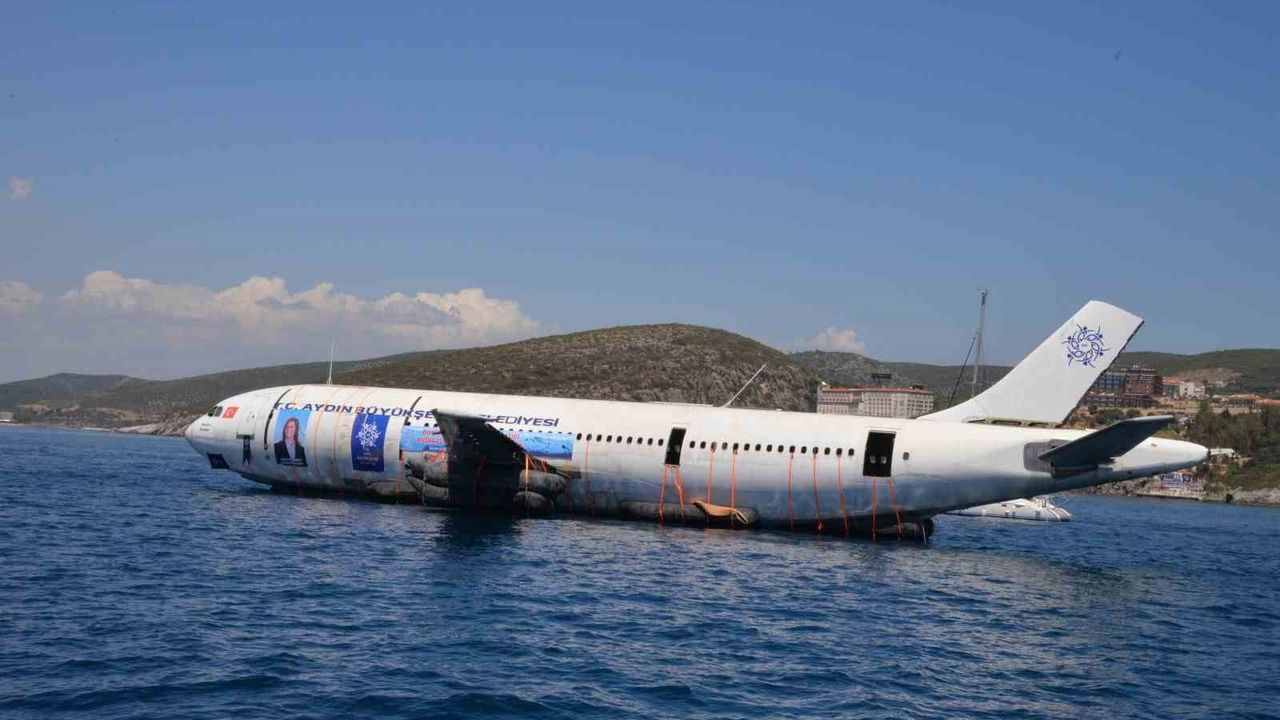 Aydın'ın Batık Uçağı: Dalış Tutkunlarının Yeni Cenneti