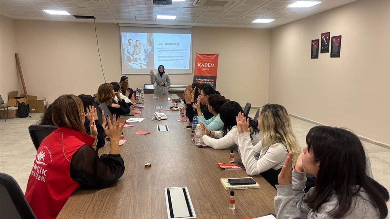 Aydın yurtlarında Kadına Yönelik Şiddetle Mücadele etkinlikleri