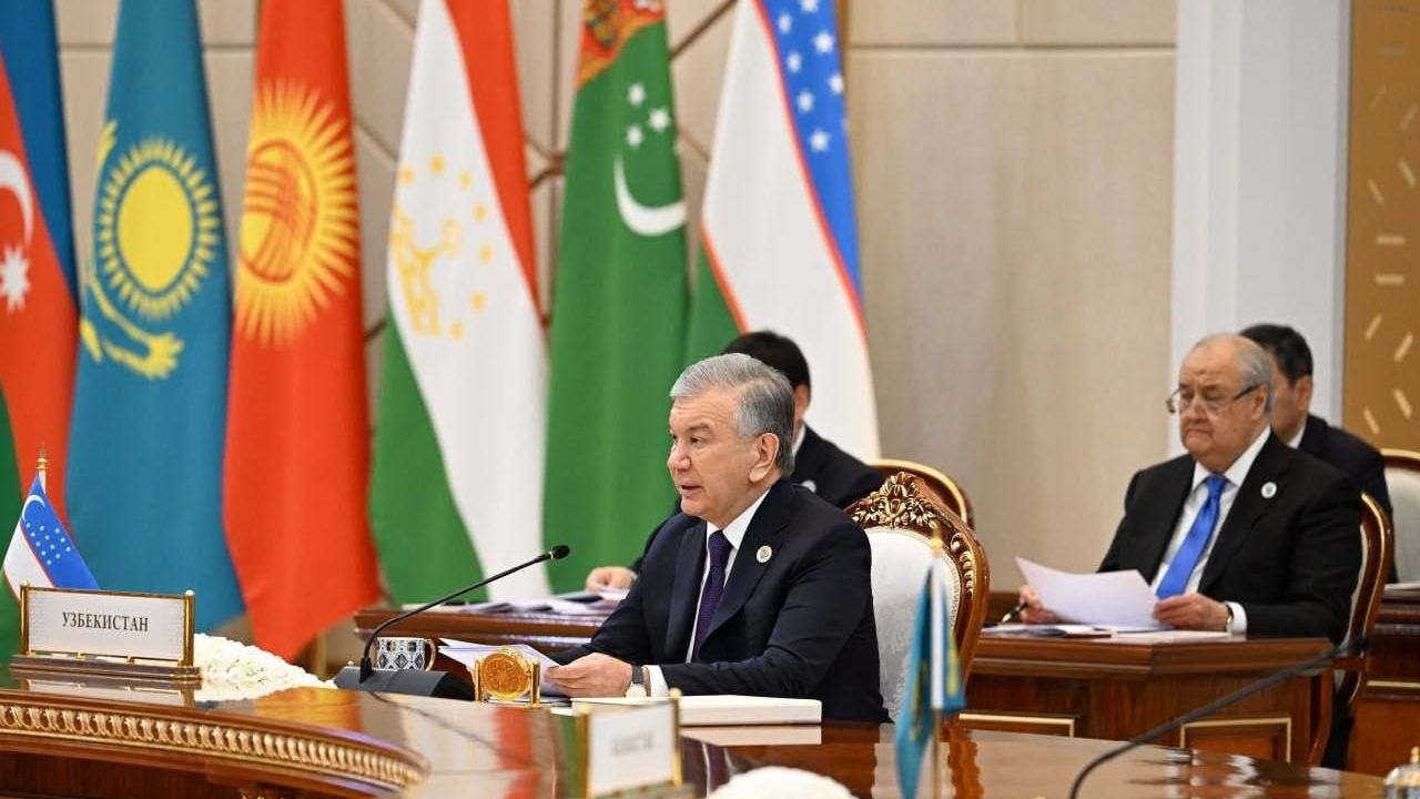 Azerbaycan İstişare Formatına Tam Teşeküllü Üye Olarak Kabul Edildi