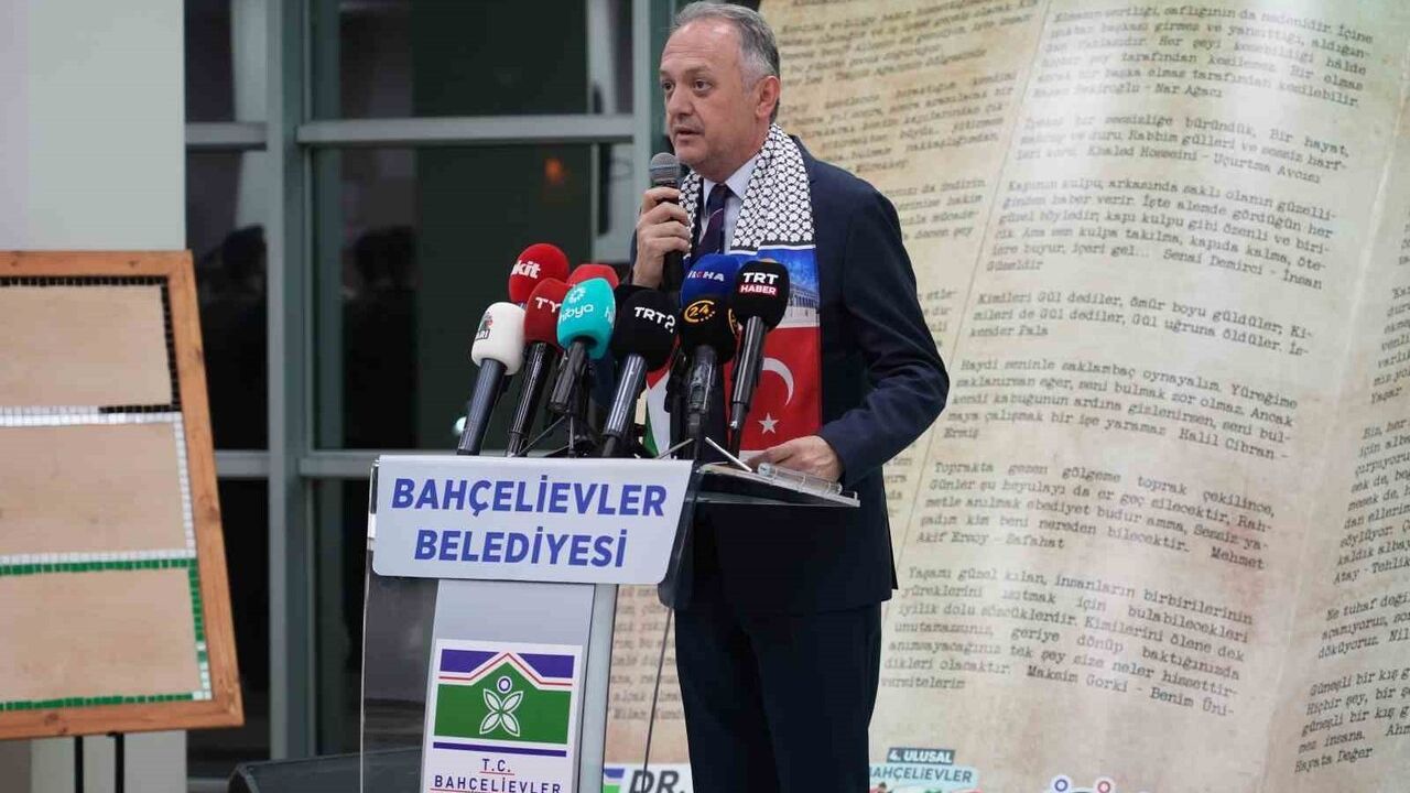 Bahçelievler 4. Ulusal Kitap Fuarı açıldı: Bahçelievler'den Gazze'ye