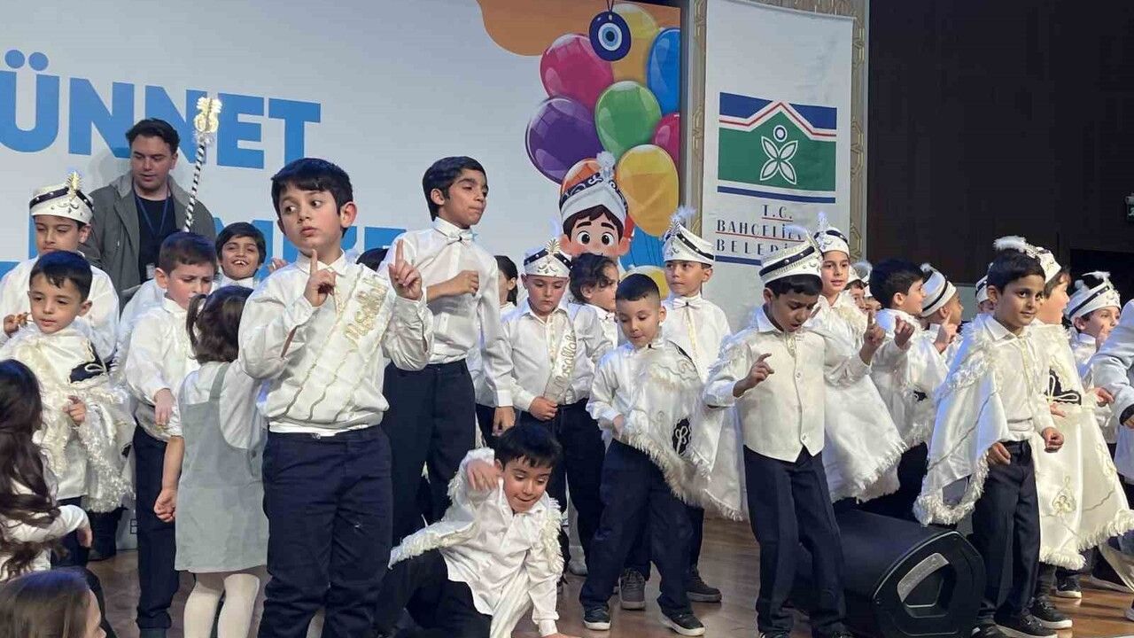 Bahçelievler'de Geleneksel Sünnet Şöleni — 500 Çocuğun Masrafları Belediye Tarafından Karşılandı