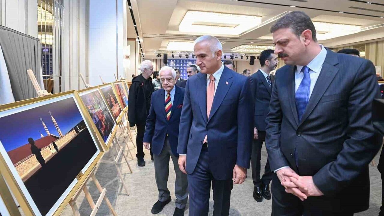 Bakan Ersoy: Ayasofya’da en kapsamlı restorasyon süreci başlatıldı