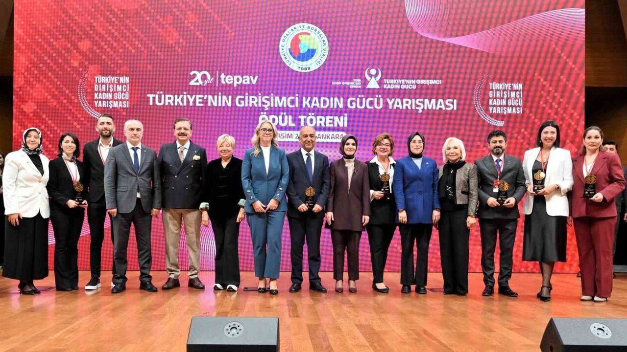 Bakan Göktaş: Girişimci kadınlara e-ticaret eğitimleri ülke geneline yayılacak