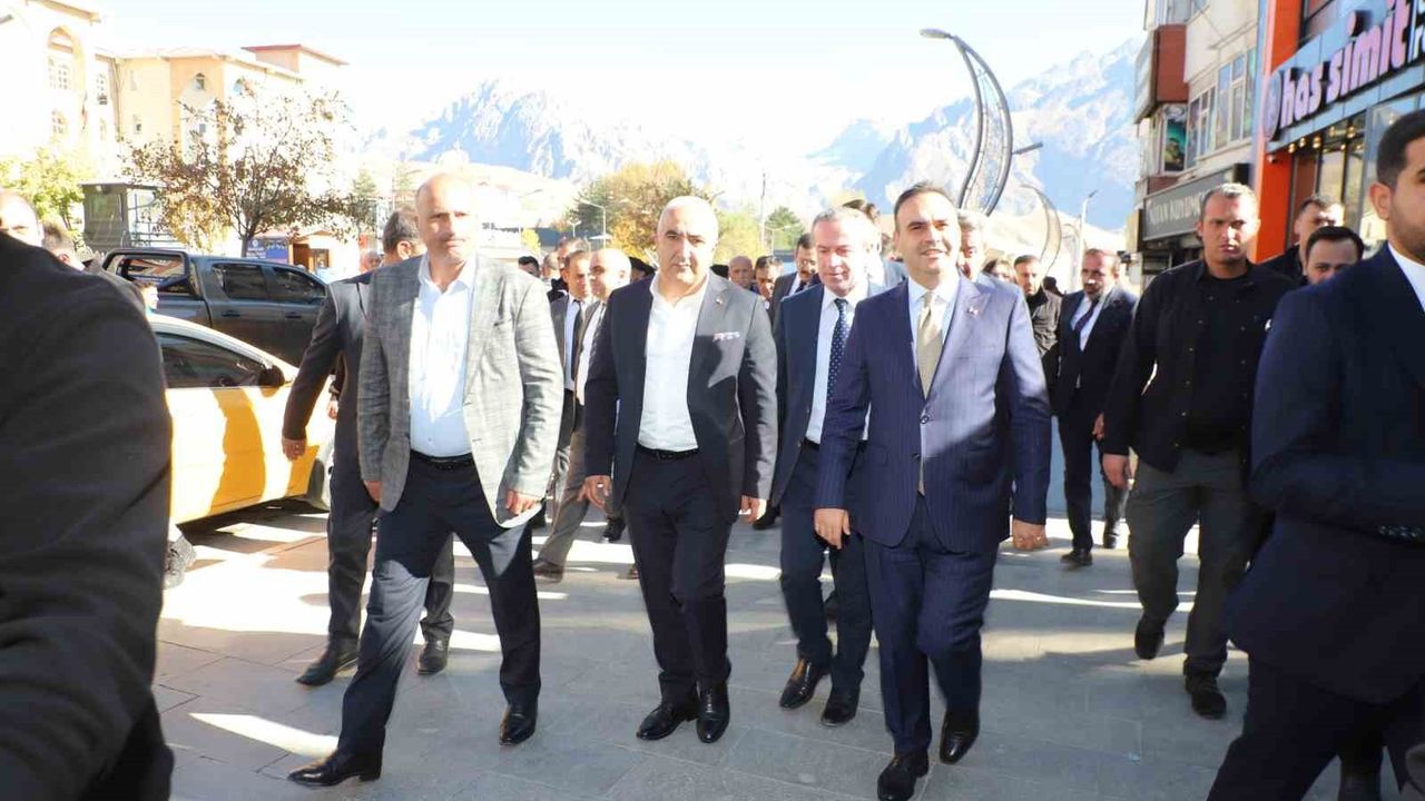 Bakan Kacır Hakkari’de DAP ve DAKA destekli projelerin açılışına katıldı