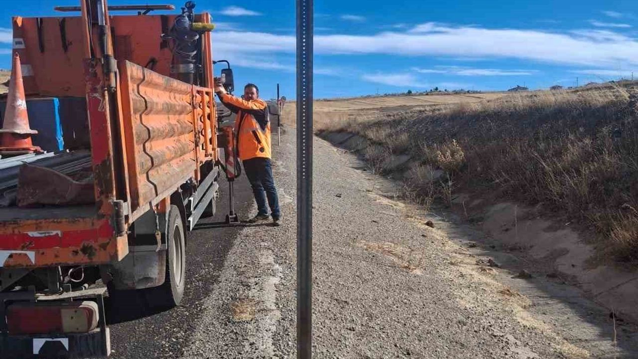 Bakan Uraloğlu: Karayollarında 32 bin 845 levha kaldırıldı