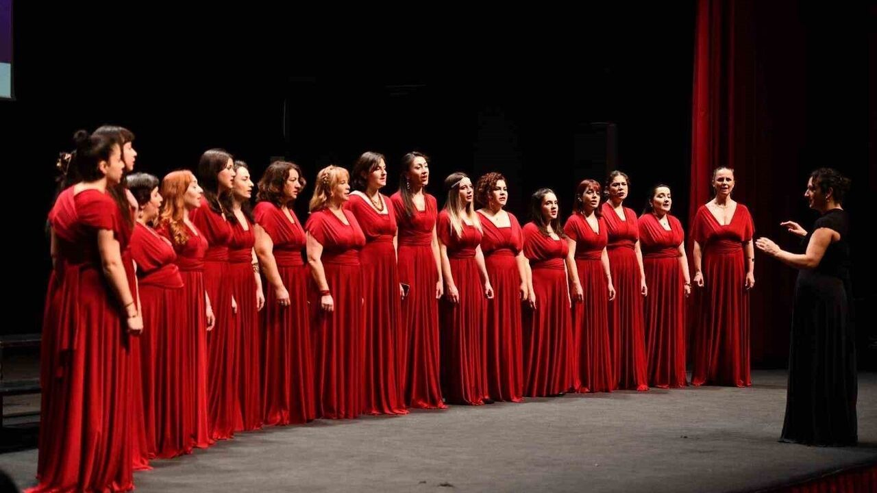 Balıkesir'te Korolar Maratonu Coşkuyla Başladı