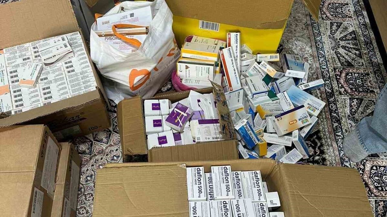 Başakşehir'de muvazaalı eczane operasyonu: 2 bin 500 ilaca el konuldu