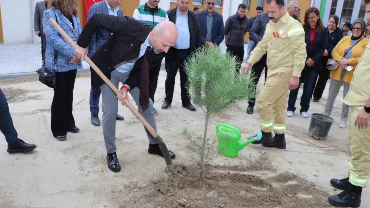 Başkan Arıkan: 'Orman yoksa su da yok, yaşam da yok' — 11 Kasım Söke