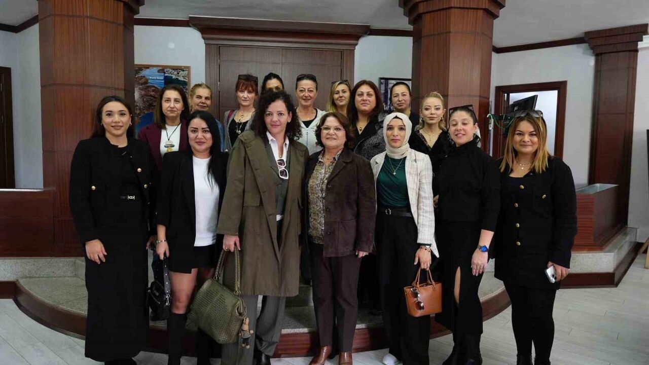 Başkan Gençay, Kadın Girişimcilerle Bir Araya Geldi