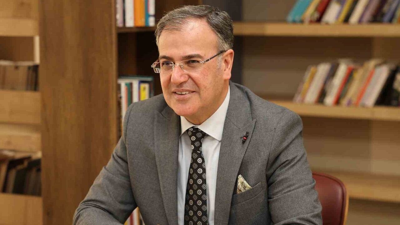 Başkan Özdoğan: Öğretmenlerimizin her konuda yanlarında olmayı sürdüreceğiz