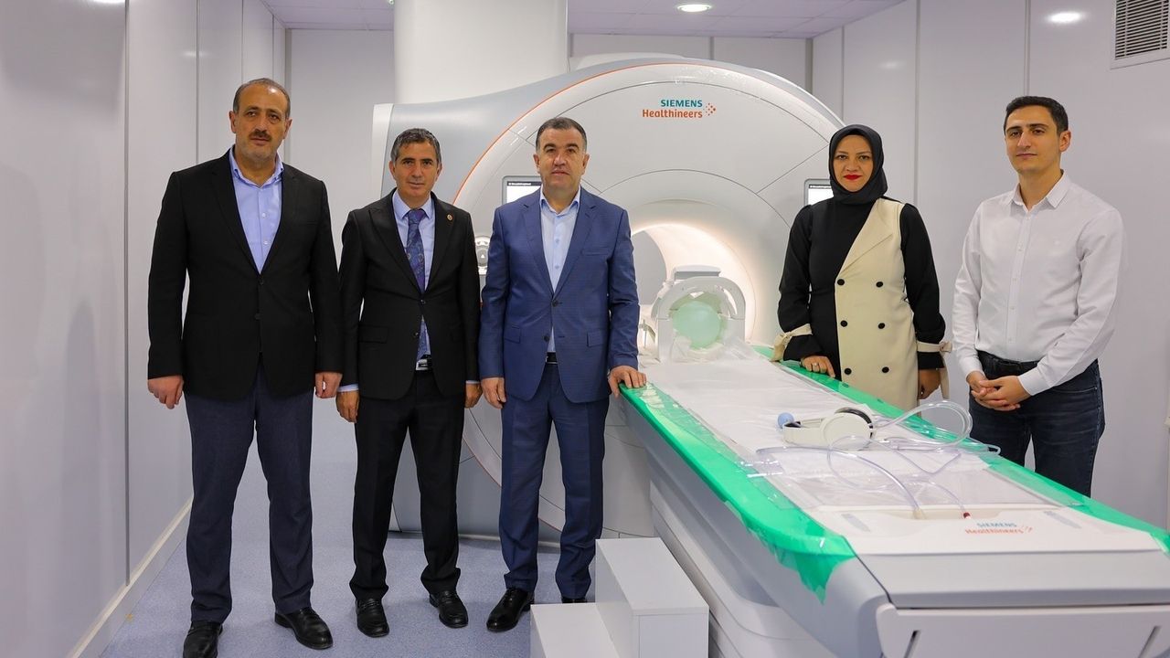 Bayburt Devlet Hastanesi'ne Yenilik: Son Teknoloji MR Cihazı Hizmete Girdi