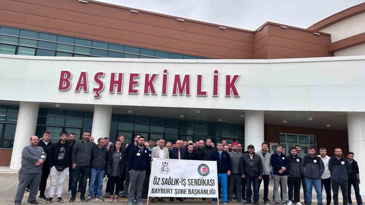 Bayburt Devlet Hastanesinde temizlik görevlisine mesai arkadaşı tarafından şiddet iddiası
