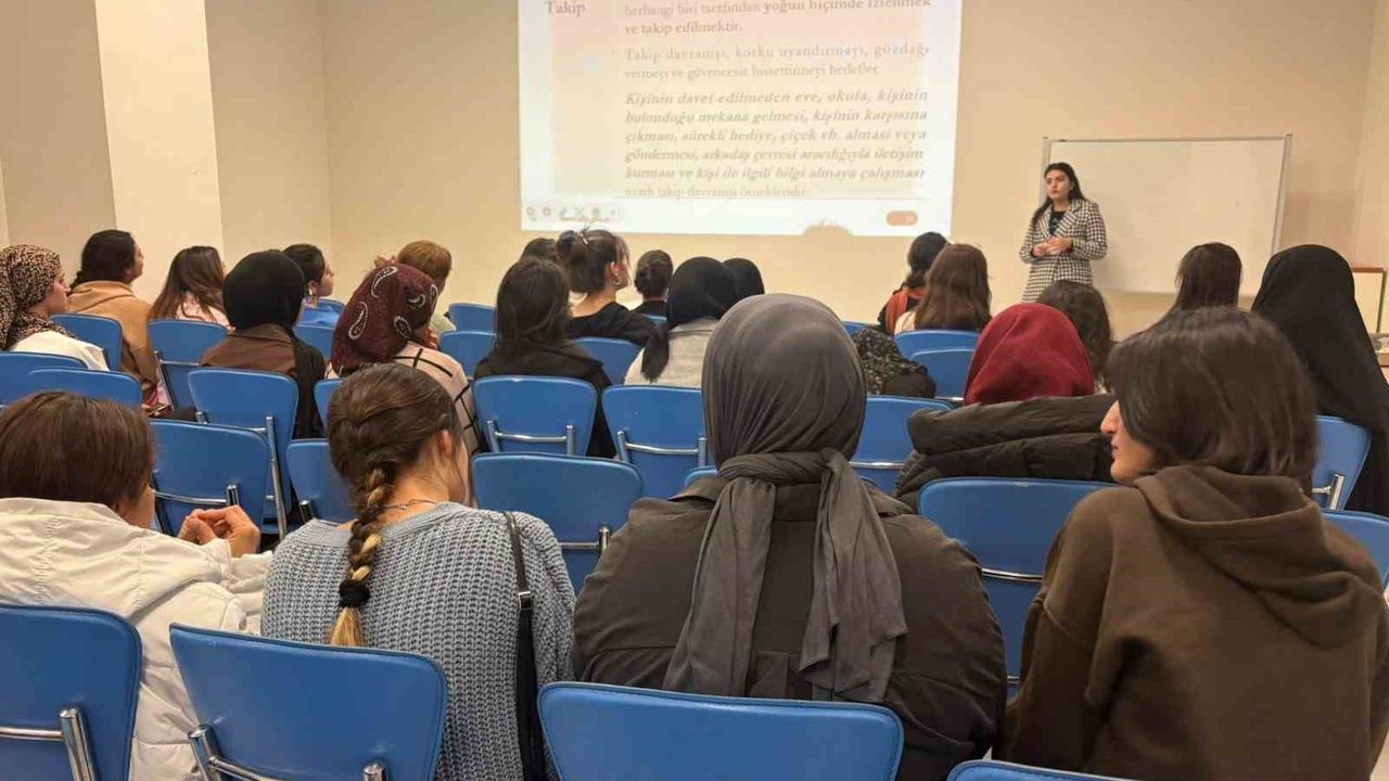 Bayburt'ta Kadına Yönelik Şiddetle Mücadele Semineri Düzenlendi