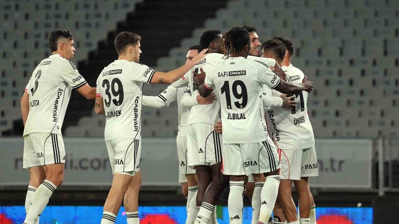 Beşiktaş deplasmanda galibiyet serisini sürdürdü — Karagümrük 2-0