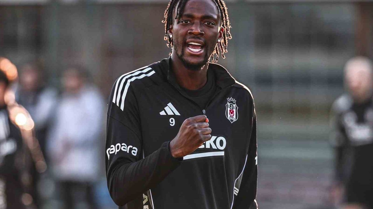 Beşiktaş, Samsunspor maçı öncesi çift antrenmanla hazırlandı