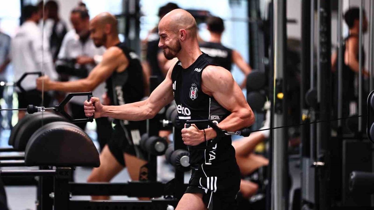 Beşiktaş, Samsunspor maçı öncesi sabah salonda çalıştı