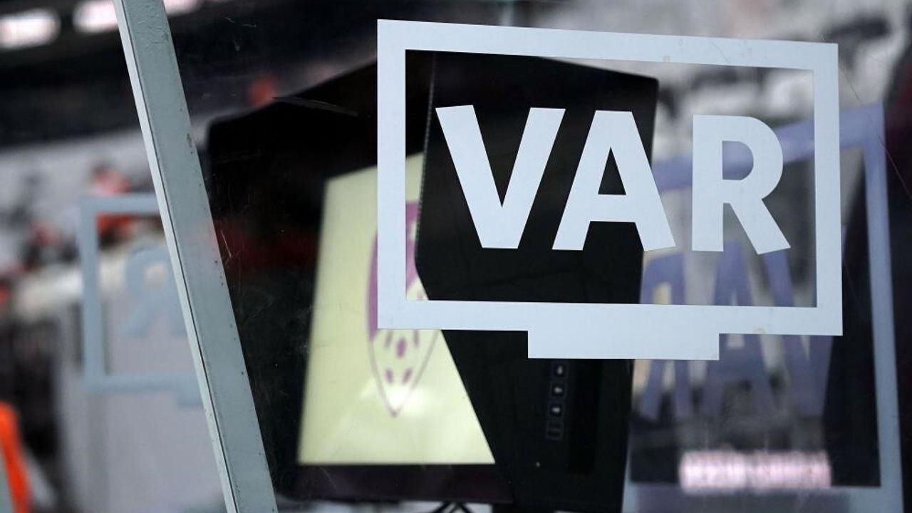 Beşiktaş - Samsunspor maçında VAR Erkan Engin