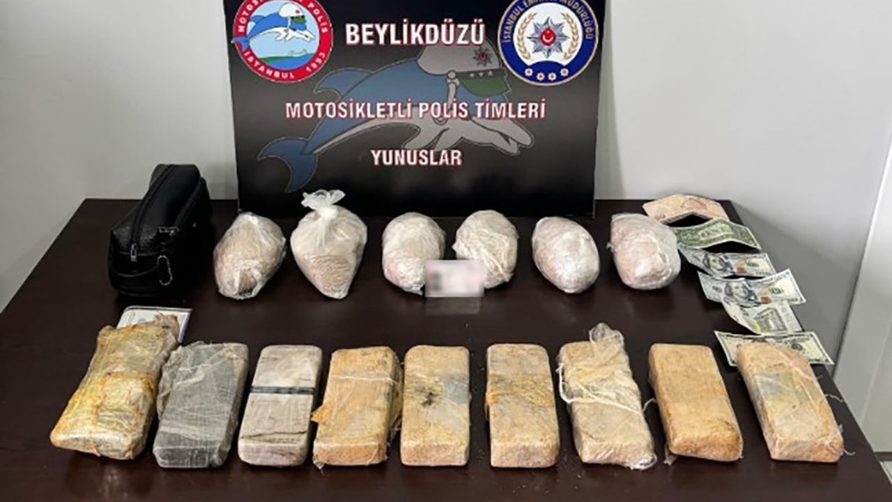 Beylikdüzü'nde motosiklette 7 kilo 840 gram eroin ele geçirildi