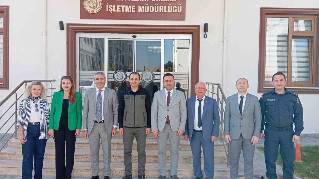 Beypazarı'nda 11 Kasım Milli Ağaçlandırma Günü’nde Fidan Dikimi