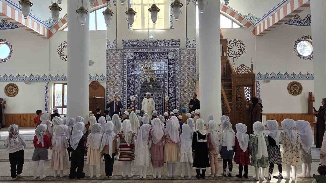 Bilal-i Habeşi Camisi'nde "Cami-Çocuk Buluşması"