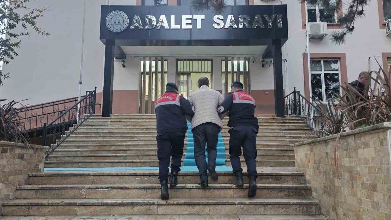 Bilecik'te 10 aydır aranan adam öldürme zanlısı JASAT tarafından yakalandı