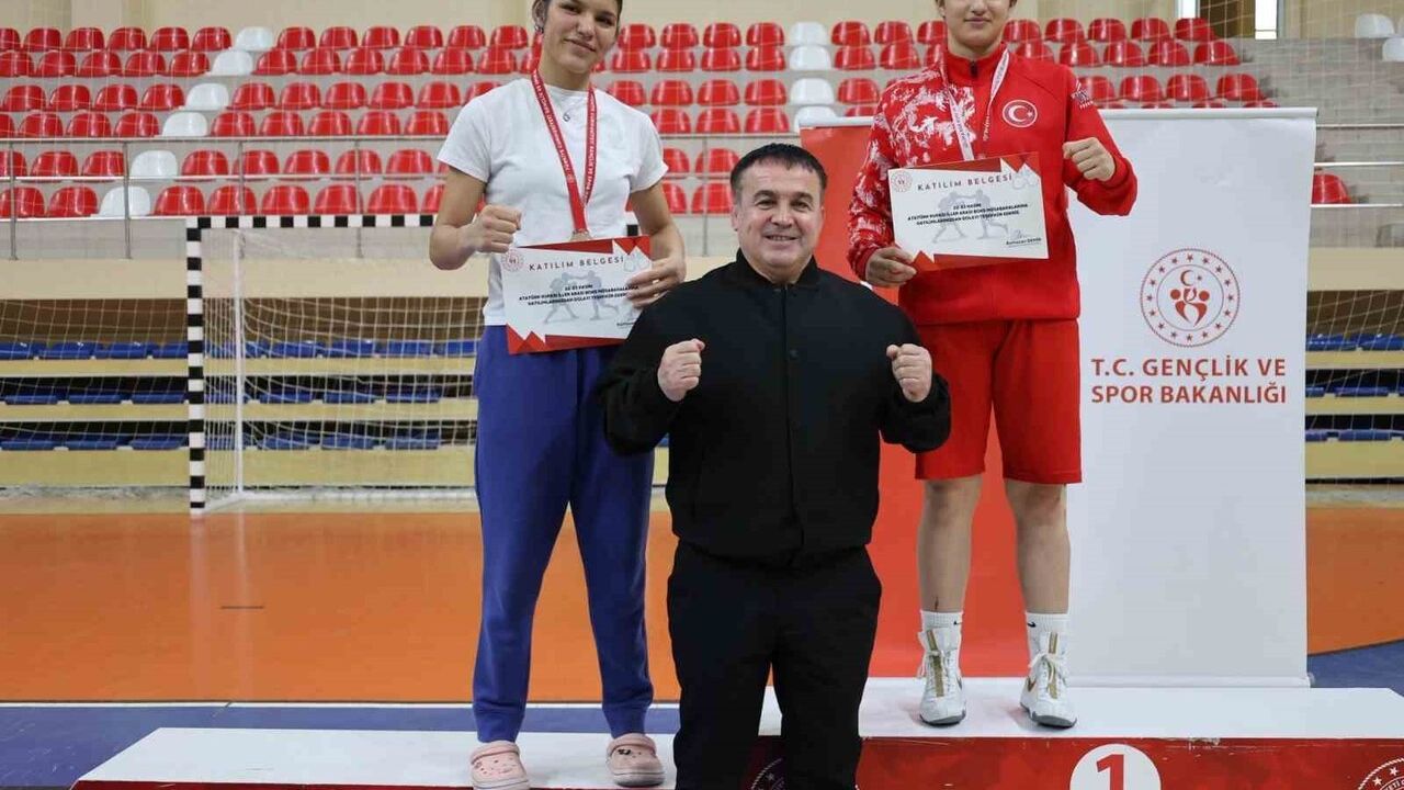 Bilecik’te 10 Kasım Atatürk Kupası Boks Müsabakaları Sona Erdi