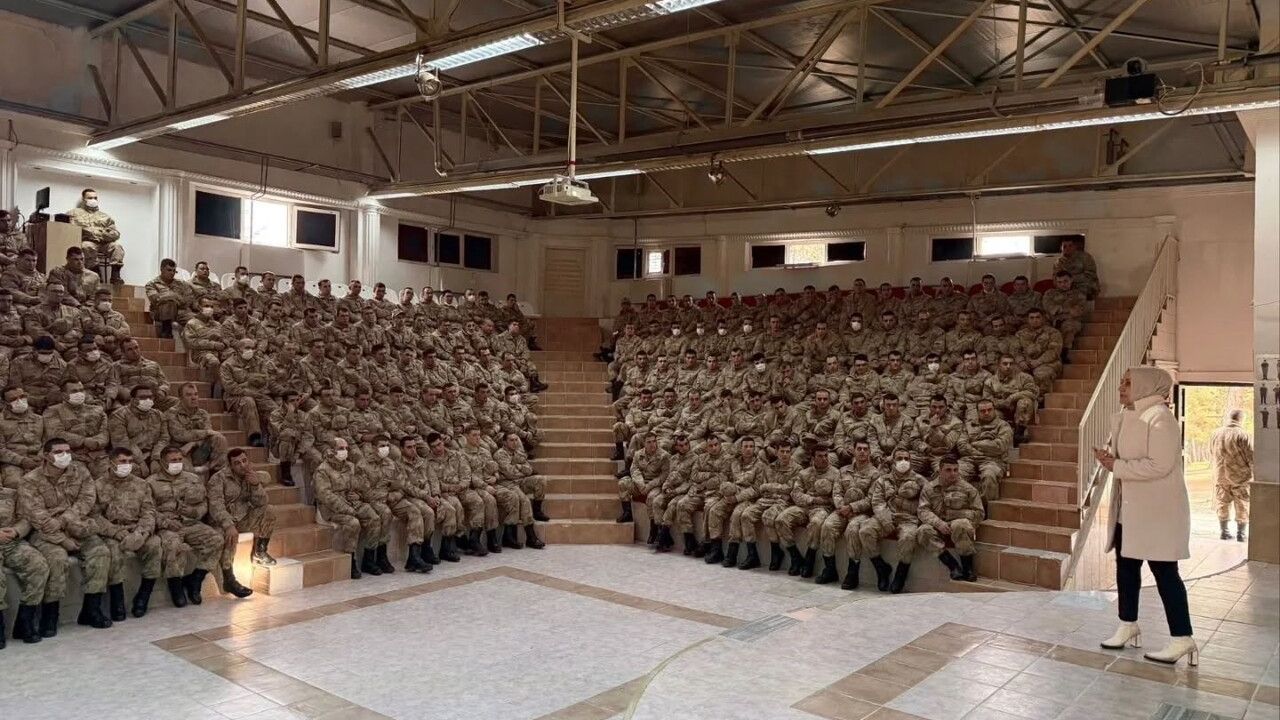 Bilecik'te 2 bin 927 bedelli askere su verimliliği eğitimi