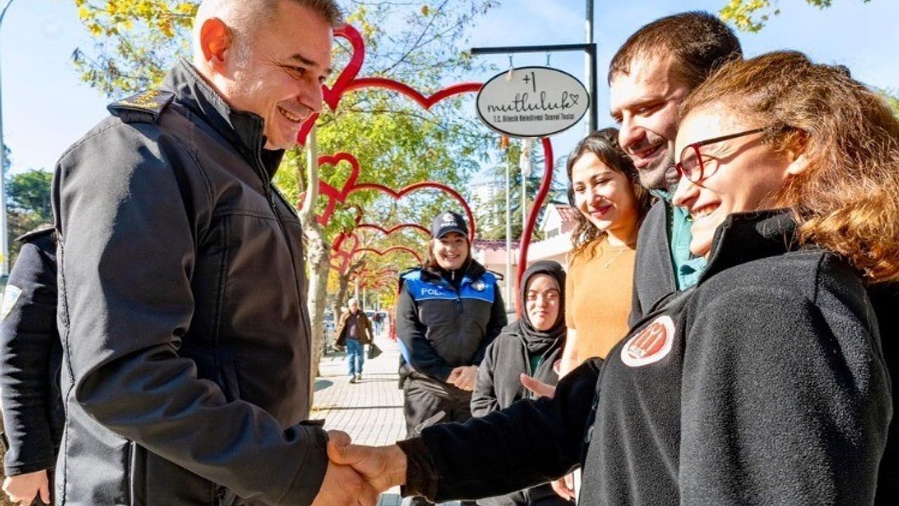 Bilecik’te polis ve özel ihtiyaçlı bireylerin sıcak buluşması