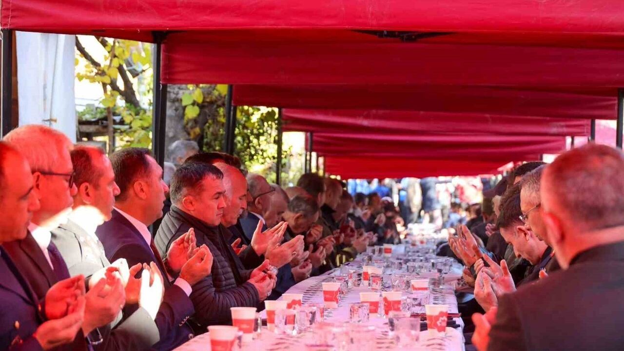 Bilecik'te Şehit İlhan Ongan'ın Baba Evinde Mevlid-i Şerif Okundu