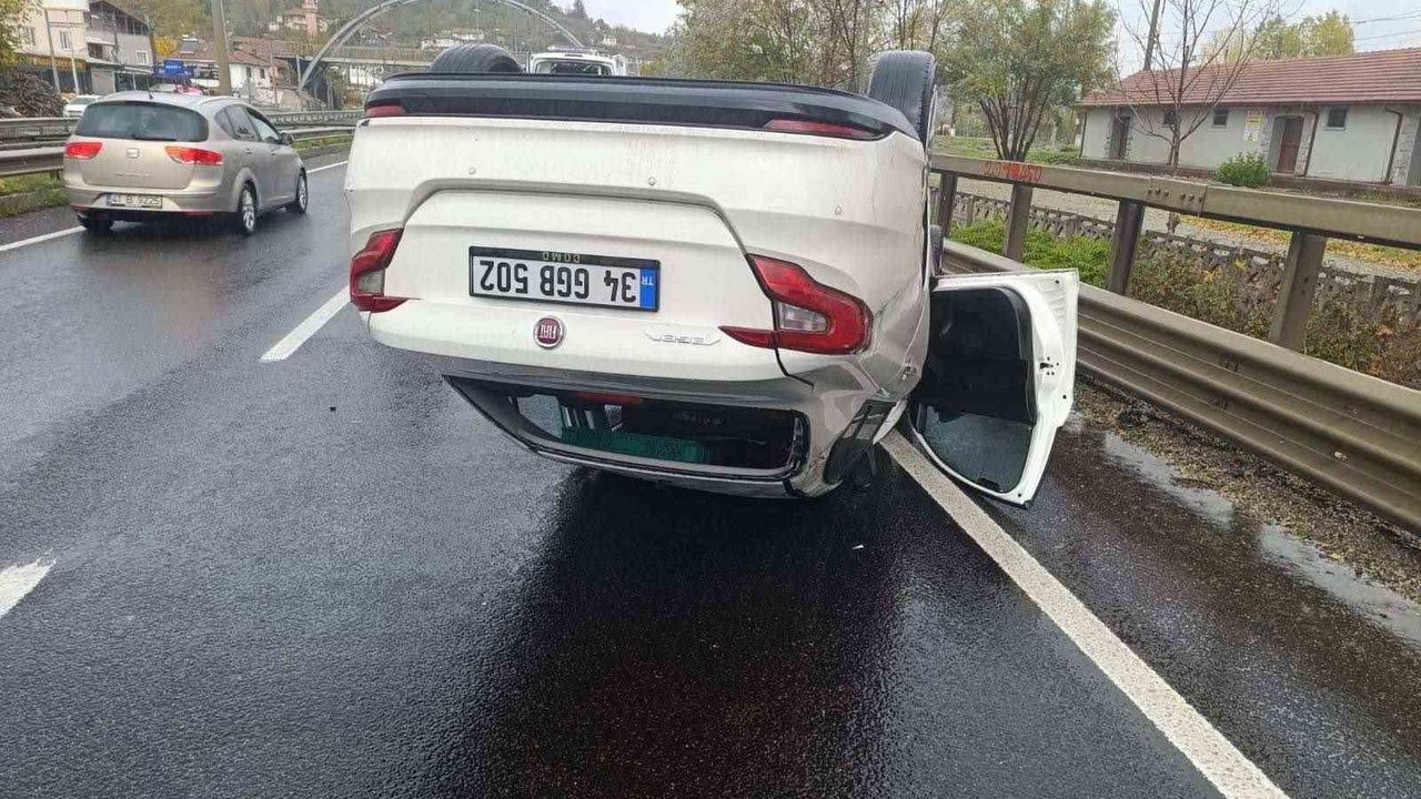 Bilecik'te takla atan araçta sürücü hafif yaralandı