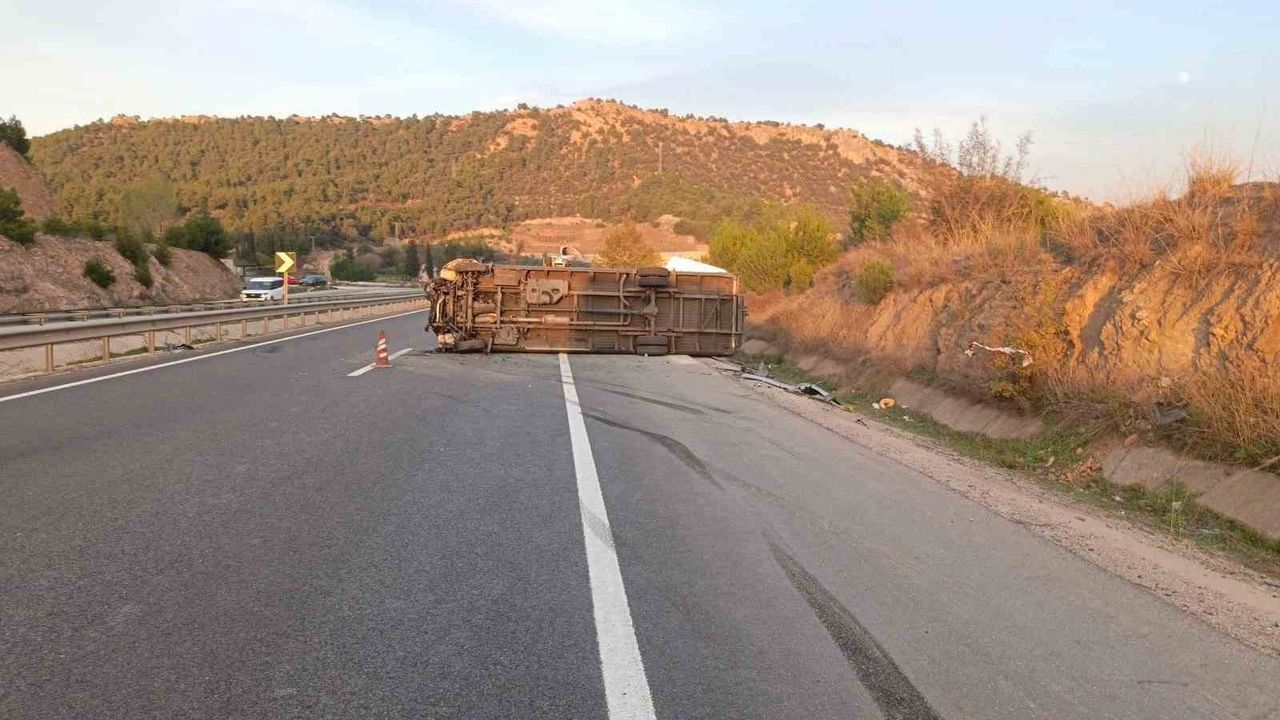 Bilecik'te Zincirleme Trafik Kazası: 3 Yaralı