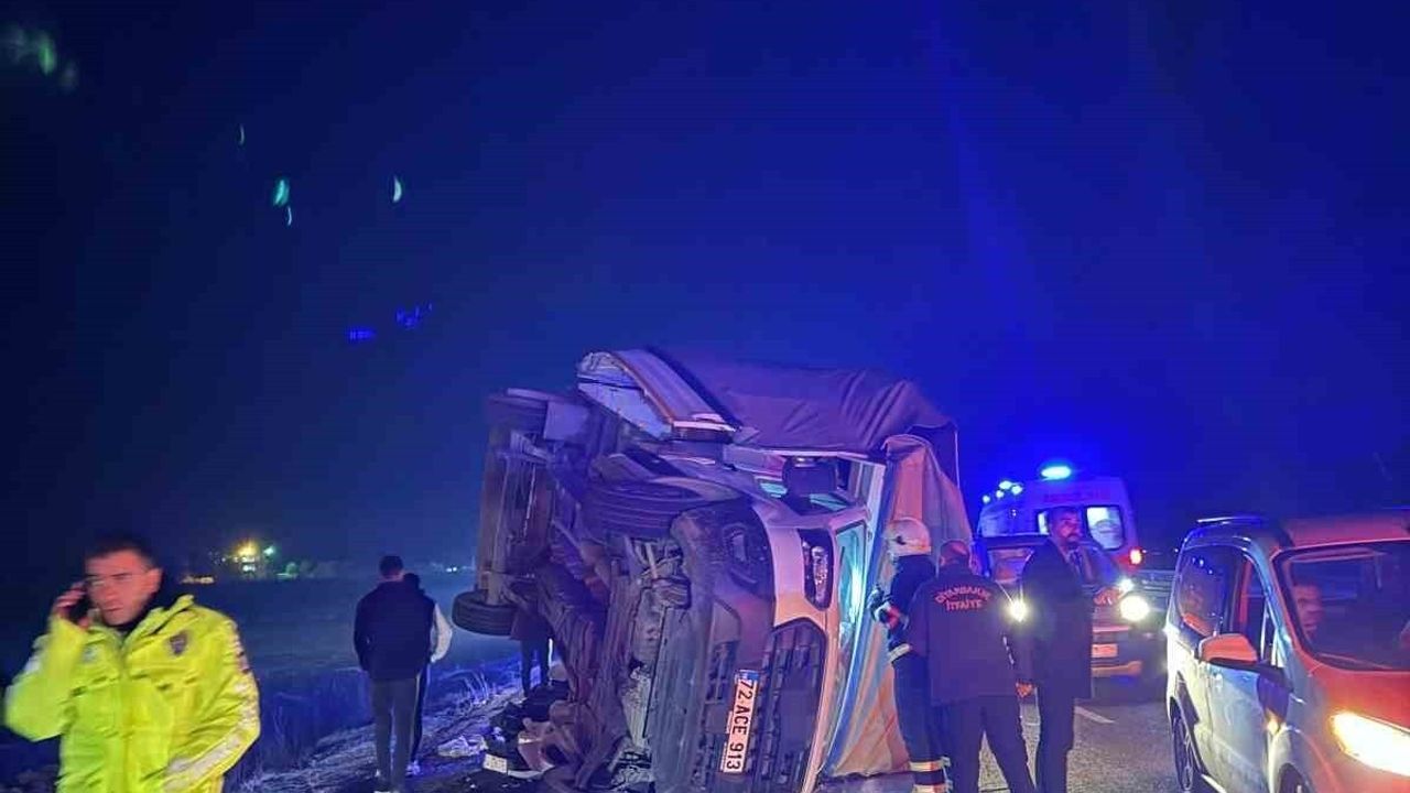 Bismil'de zincirleme trafik kazası: ölü ve yaralılar bildirildi