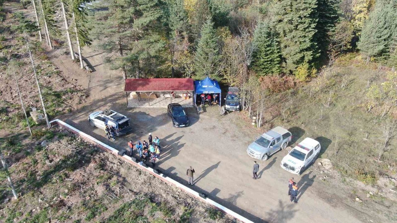 Bozkurt'ta kayıp anne ve oğlu için arama çalışmaları altıncı gününde