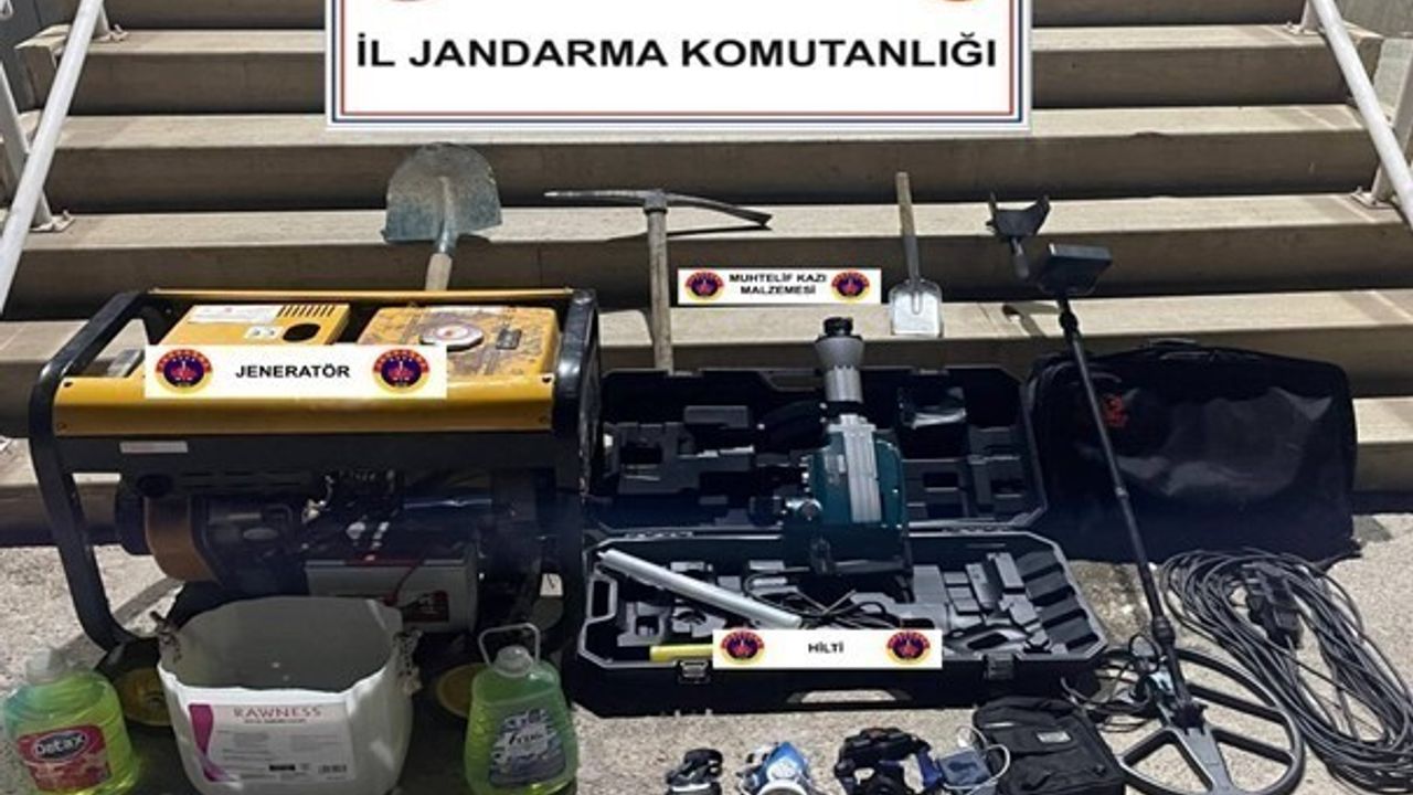 Burdur’da jandarmadan kaçakçılık operasyonu: 7 gözaltı