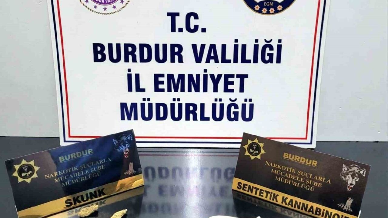 Burdur’da operasyonda 3 kilo 350 gram sentetik kannabinoid ham maddesi ele geçirildi