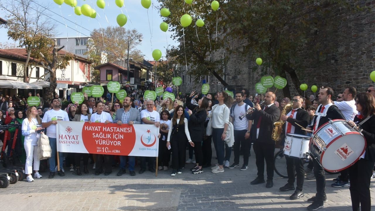 Bursa'da sağlık çalışanlarının 7’inci Diyabet Yürüyüşü