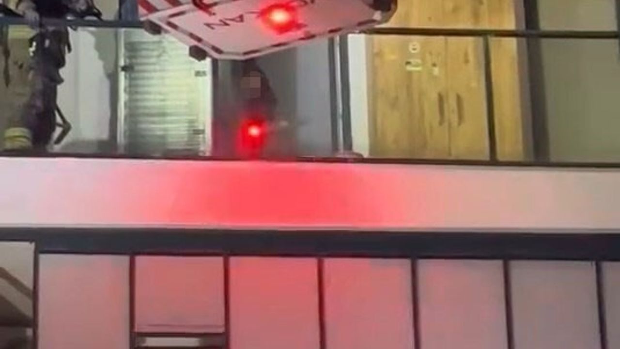 Bursa'da sinir krizi geçiren kadın dairesini ateşe vermek istedi