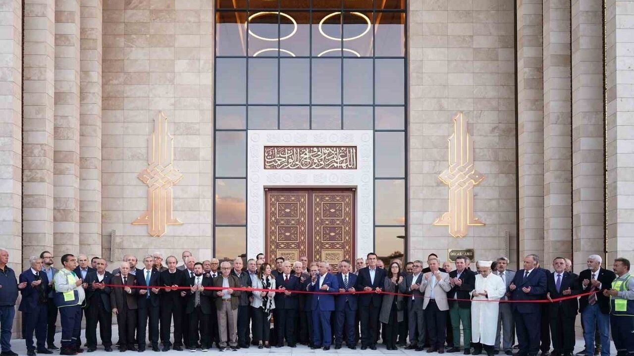 Bursa'da Yeni DOSAB Camii hizmete açıldı