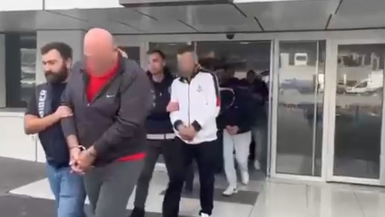 Bursa merkezli bilişim dolandırıcılığı operasyonu: 16 ilde 40 gözaltı