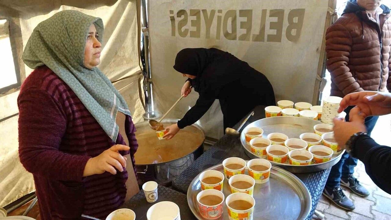 Burunören'de 5. Arabaşı Şenliği: 250 tepsi hamur, 5 kazan çorba